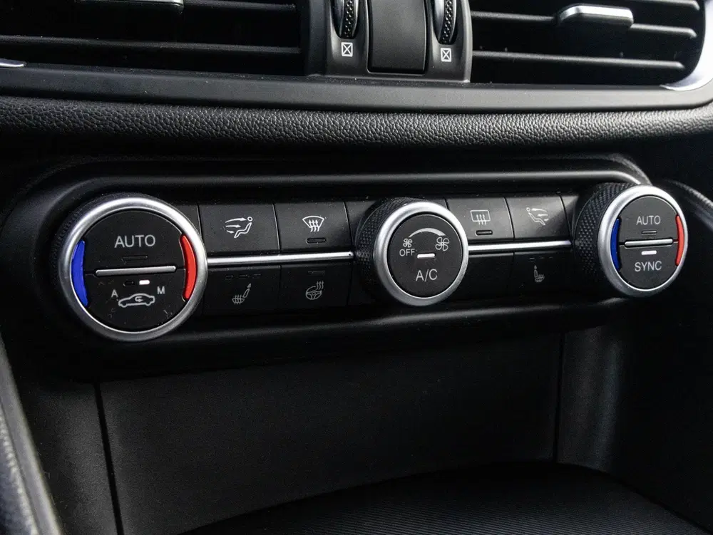 Alfa Romeo Giulia 2.0 T AWD Veloce 280 pk uit 2020, foto 13
