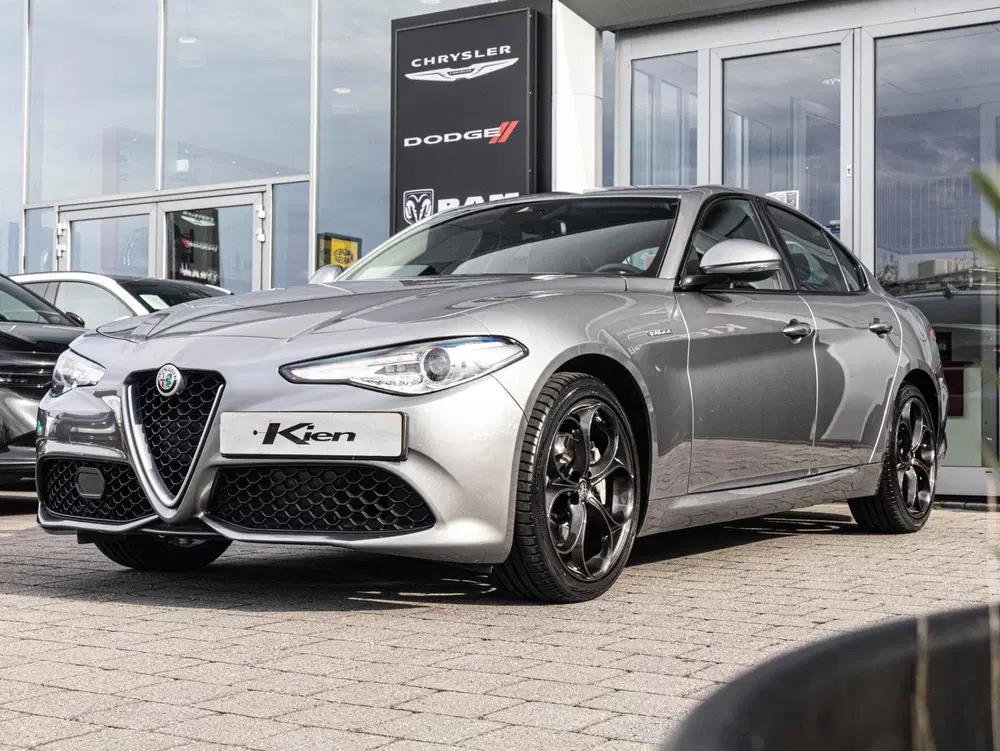 Alfa Romeo Giulia 2.0 T AWD Veloce 280 pk uit 2020, foto 5