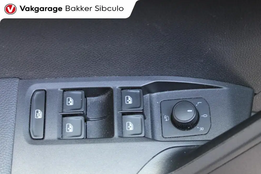 SEAT Arona 1.0 TSI STYLE BUSINESS INTENSE ADAPTIVE CR uit 2019, foto 11