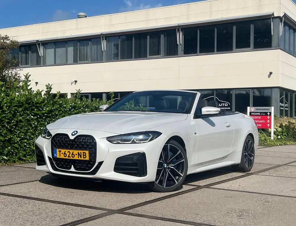 BMW 4-serie 4 Serie Cabrio M440i xDrive High Executive uit 2021