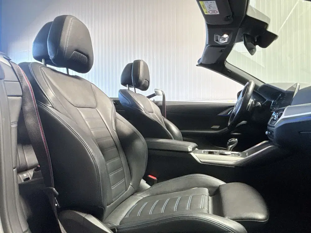 BMW 4-serie 4 Serie Cabrio M440i xDrive High Executive uit 2021, foto 3