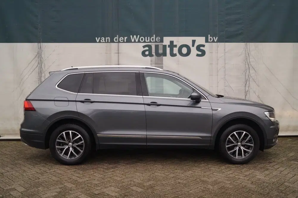 Volkswagen Tiguan Allspace 1.5 TSI 150pk DSG Comfortline Bus uit 2020, foto 2
