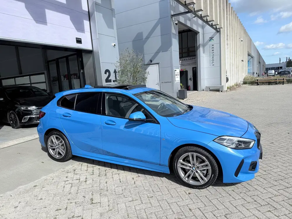 BMW 1-serie 118i M Edition PANO LEER LED NAP INRUIL MO uit 2020, foto 4