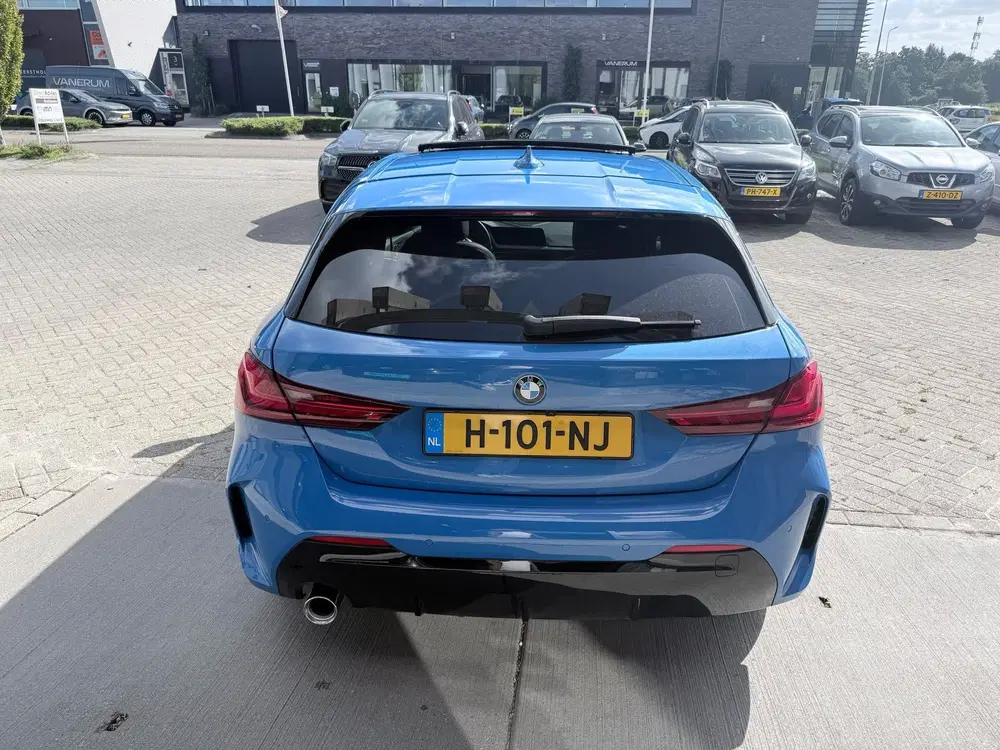 BMW 1-serie 118i M Edition PANO LEER LED NAP INRUIL MO uit 2020, foto 8