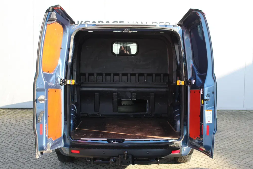 Ford Transit Custom 300 2.0-130pk TDCI L1H1 Trend Dubb. cabi uit 2020, foto 8