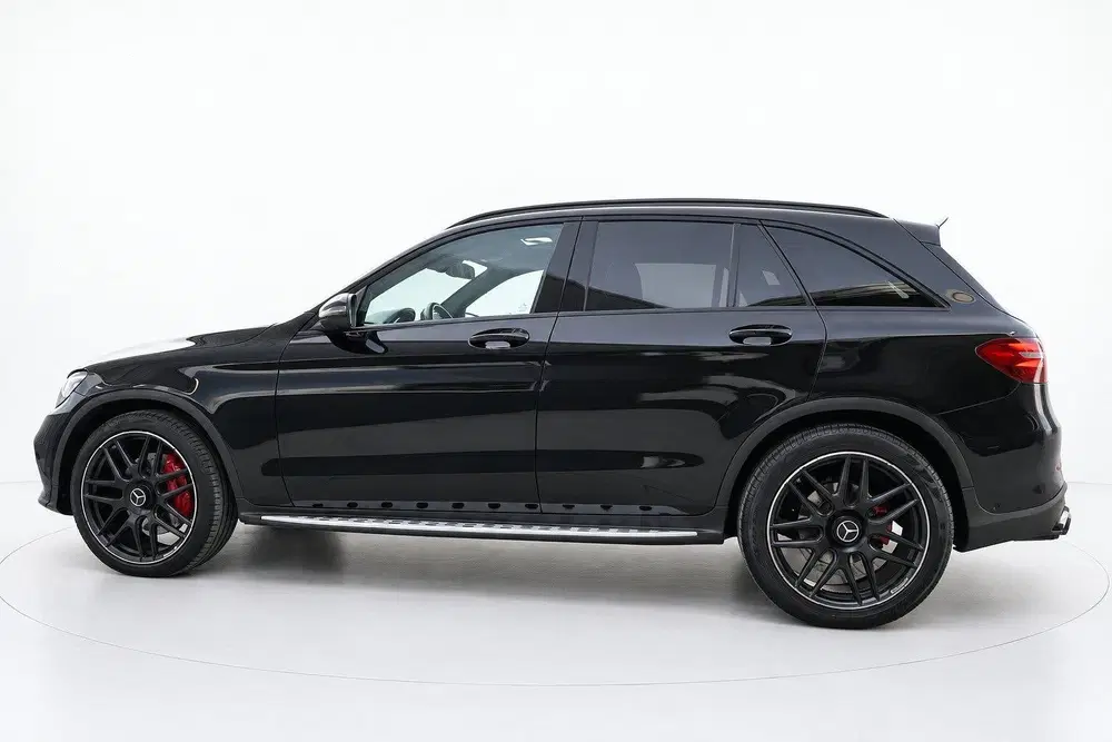Mercedes-Benz GLC 250 4MATIC AMG NIGHT PANO SFEER uit 2019, foto 4