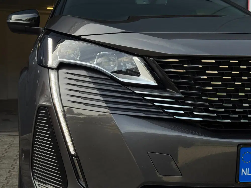 Peugeot 5008 1.2 PureTech GT uit 2022, foto 3