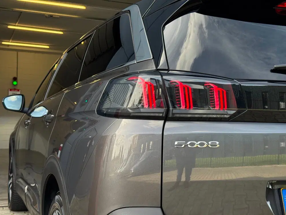 Peugeot 5008 1.2 PureTech GT uit 2022, foto 7
