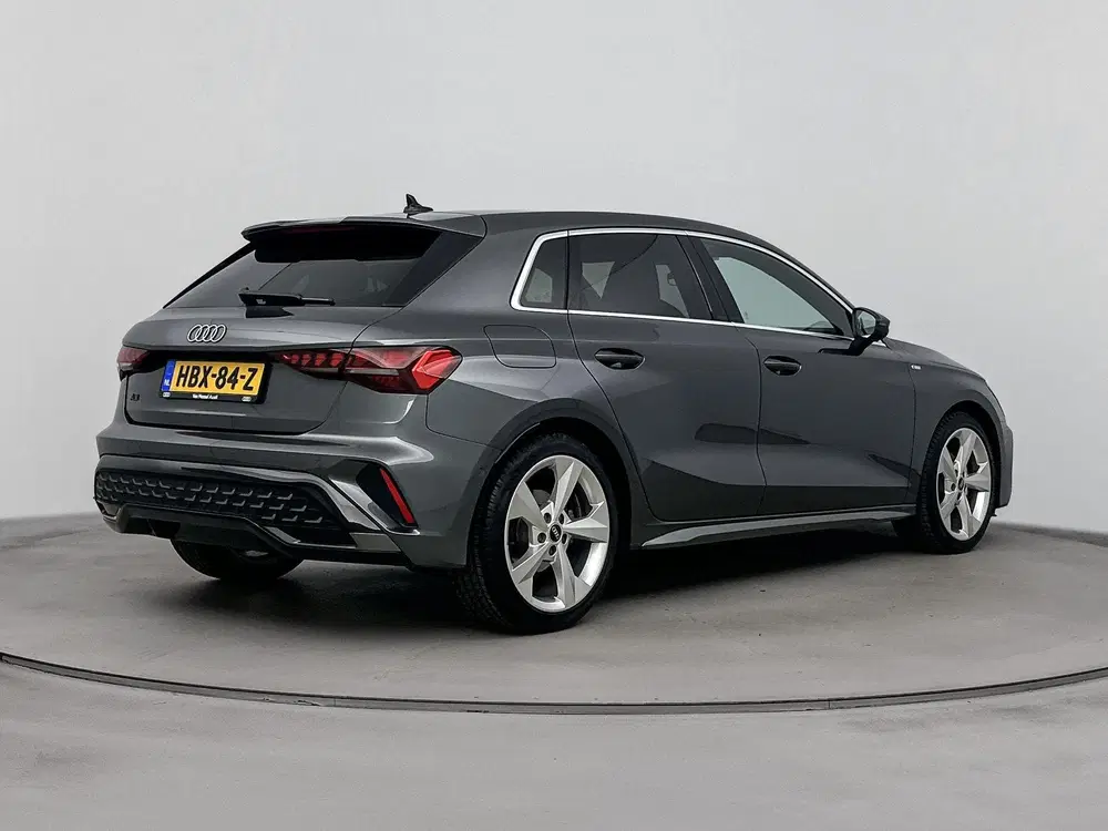 Audi A3 35 TFSI S edition 150 PK uit 2025, foto 5