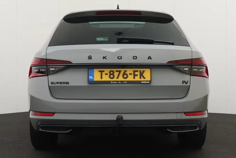 Skoda Superb 218 PK PHEV Aut. Sportline Pano-Dak Adapt uit 2023, foto 4