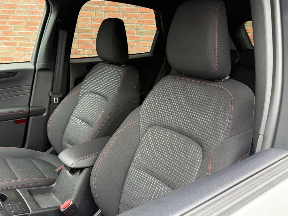 Ford Kuga 2.5 PHEV ST-Line-navi-winterpack-Frozen Wh uit 2024, foto 13