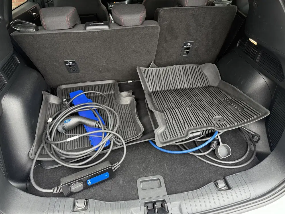 Ford Kuga 2.5 PHEV ST-Line-navi-winterpack-Frozen Wh uit 2024, foto 15