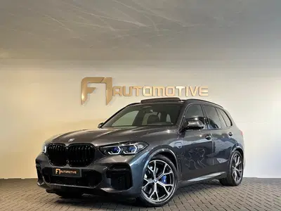 BMW X5 XDrive45e High Executive Pano uit 2022