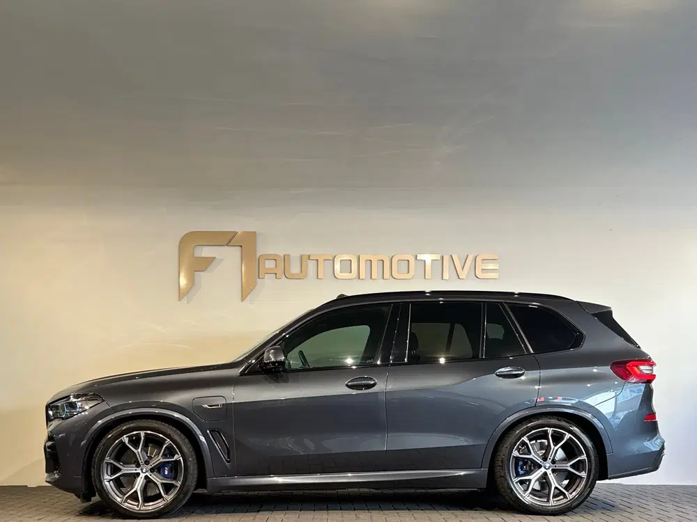 BMW X5 XDrive45e High Executive Pano uit 2022, foto 13