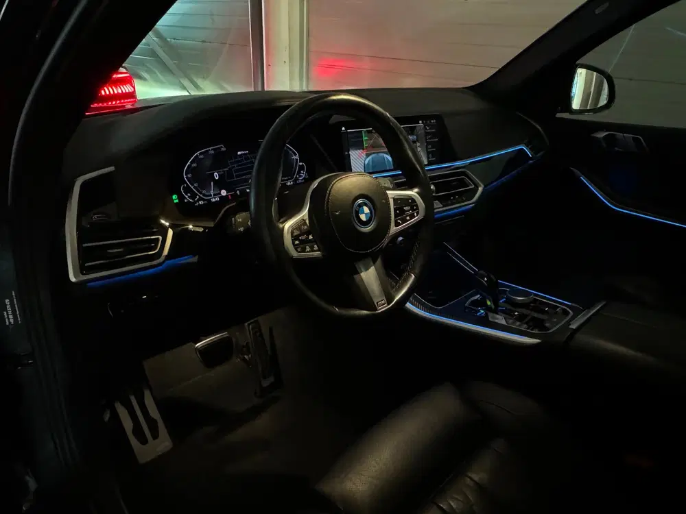 BMW X5 XDrive45e High Executive Pano uit 2022, foto 3