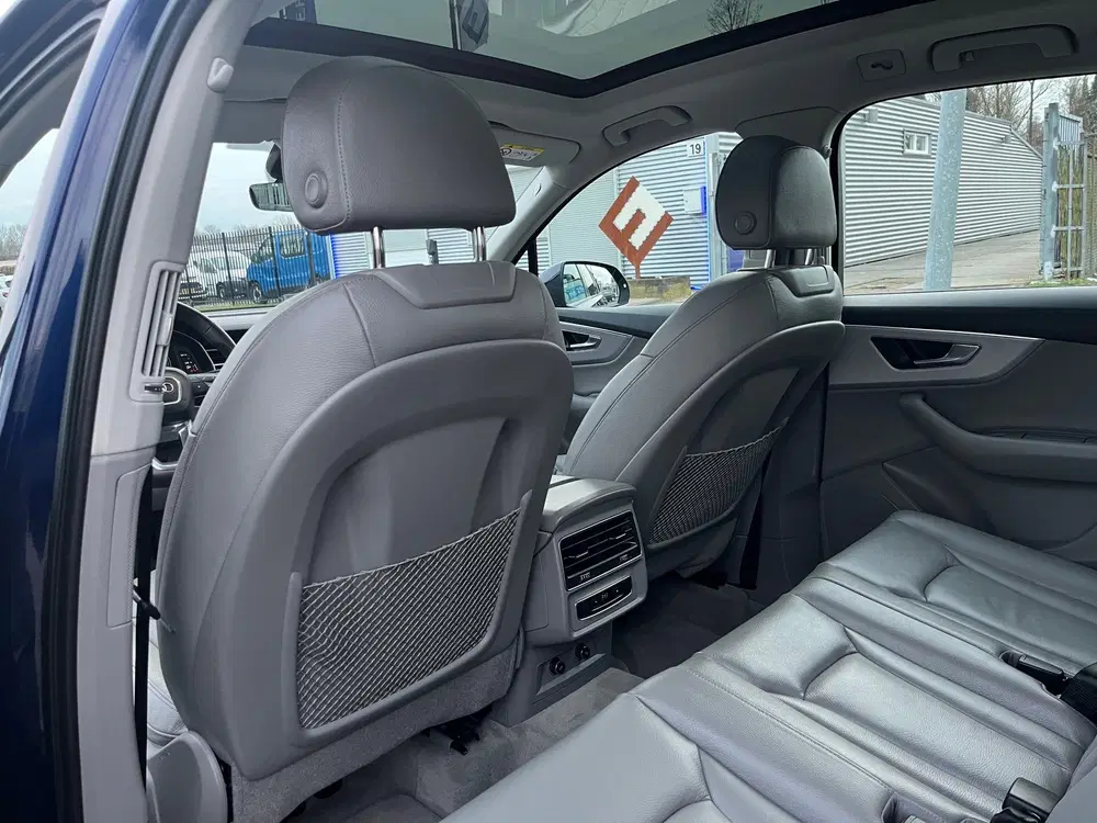 Audi Q7 55 TFSI e quattro Advanced uit 2023, foto 14