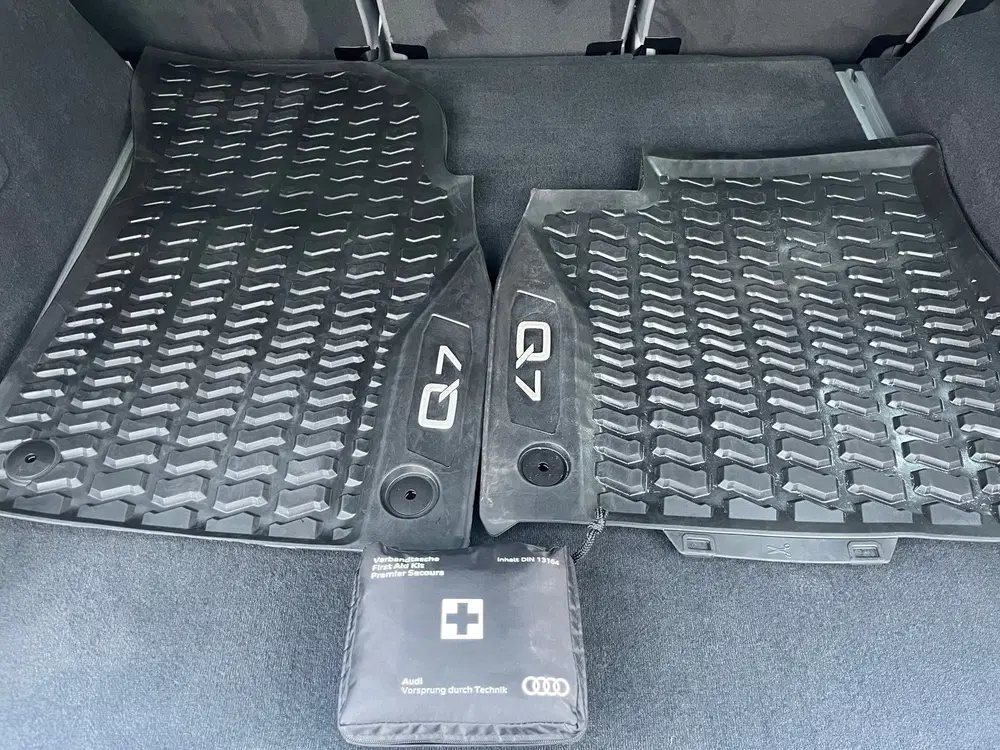 Audi Q7 55 TFSI e quattro Advanced uit 2023, foto 5