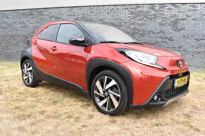 Toyota Aygo X 1.0 VVT-i MT Envy Jbl Navigatie Carplay uit 2023