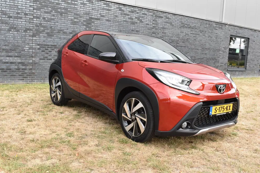 Toyota Aygo X 1.0 VVT-i MT Envy Jbl Navigatie Carplay uit 2023, foto 10
