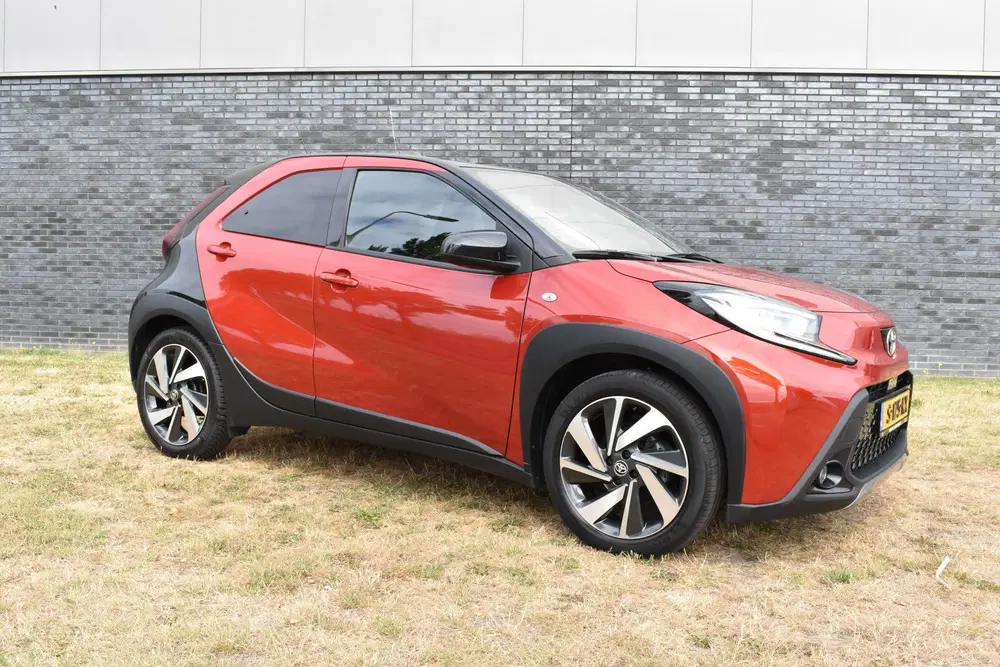 Toyota Aygo X 1.0 VVT-i MT Envy Jbl Navigatie Carplay uit 2023, foto 11