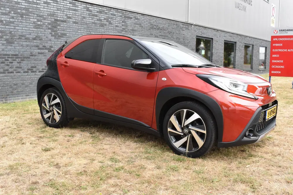 Toyota Aygo X 1.0 VVT-i MT Envy Jbl Navigatie Carplay uit 2023, foto 14