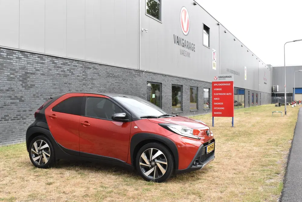 Toyota Aygo X 1.0 VVT-i MT Envy Jbl Navigatie Carplay uit 2023, foto 15
