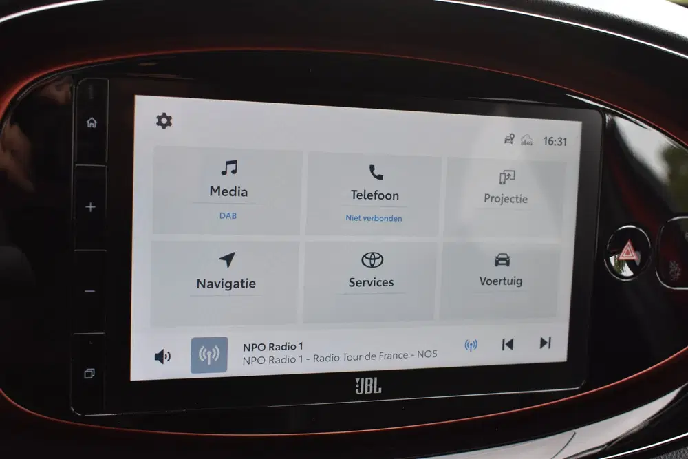 Toyota Aygo X 1.0 VVT-i MT Envy Jbl Navigatie Carplay uit 2023, foto 8