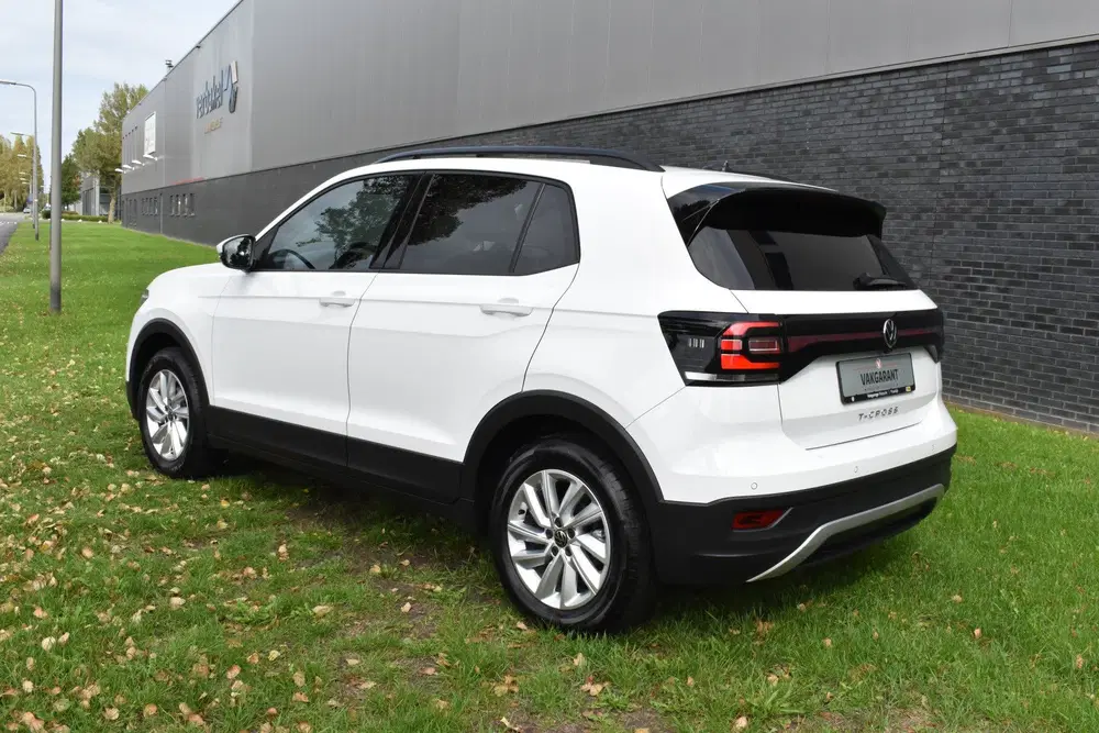 Volkswagen T-Cross 1.0 TSI Life Stoelverwarming Navi Automaa uit 2022, foto 15