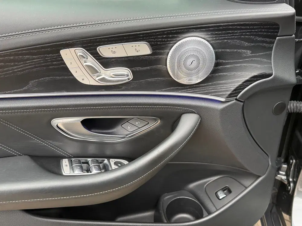 Mercedes-Benz E-Klasse AMG 63 S 4MATIC+ BURMESTER HUD PANO V uit 2020, foto 12
