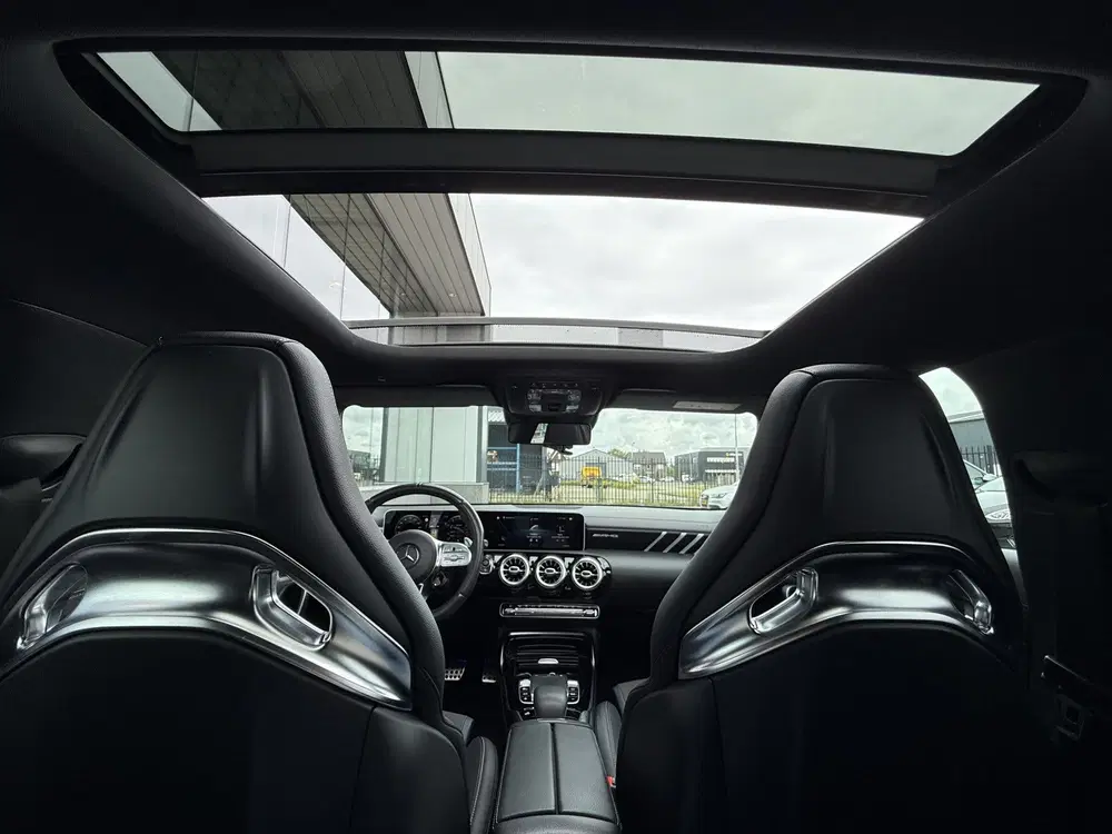 Mercedes-Benz A-Klasse AMG 35 4MATIC Edition 1 Premium Plus uit 2019, foto 10