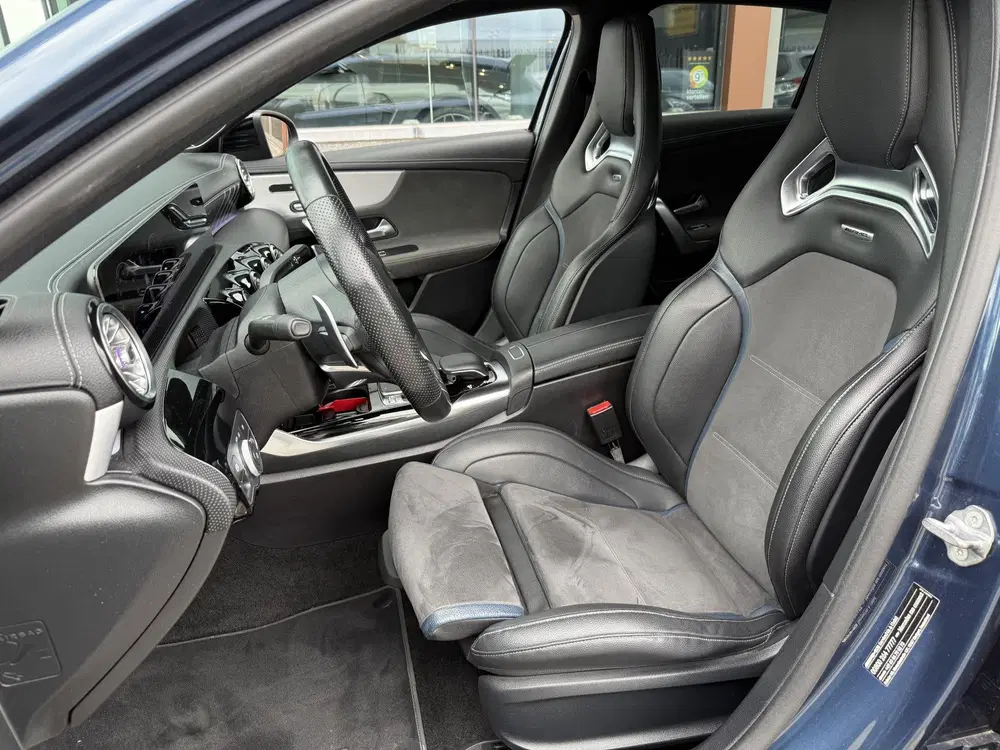 Mercedes-Benz A-Klasse AMG 35 4MATIC Edition 1 Premium Plus uit 2019, foto 4