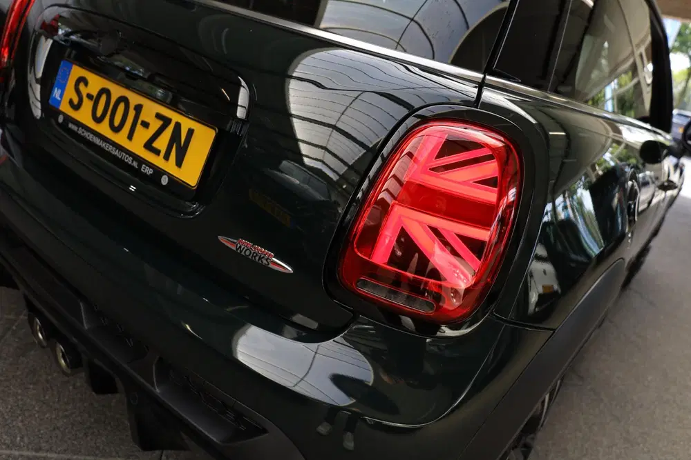Mini John Cooper Works Cooper Works JCW Pack F1 PANO HARMAN&KARDO uit 2021, foto 7