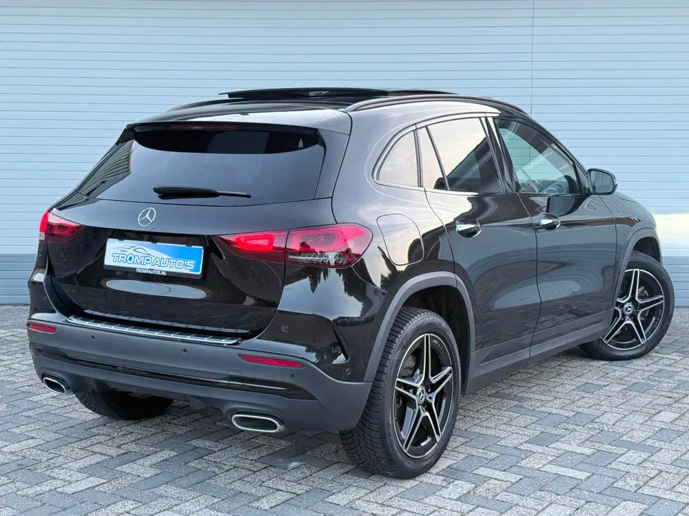 Mercedes-Benz GLA 250 e AMG Line uit 2022, foto 11