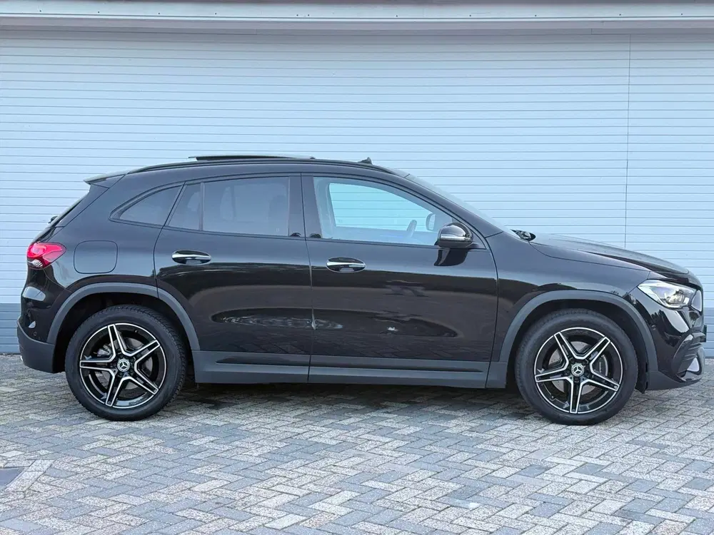 Mercedes-Benz GLA 250 e AMG Line uit 2022, foto 6