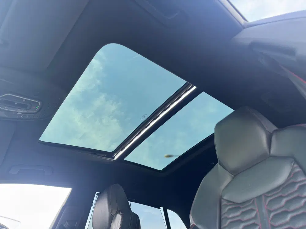 Audi RS Q8 RS Q8 4.0 TFSI quattro 600PK uit 2019, foto 15
