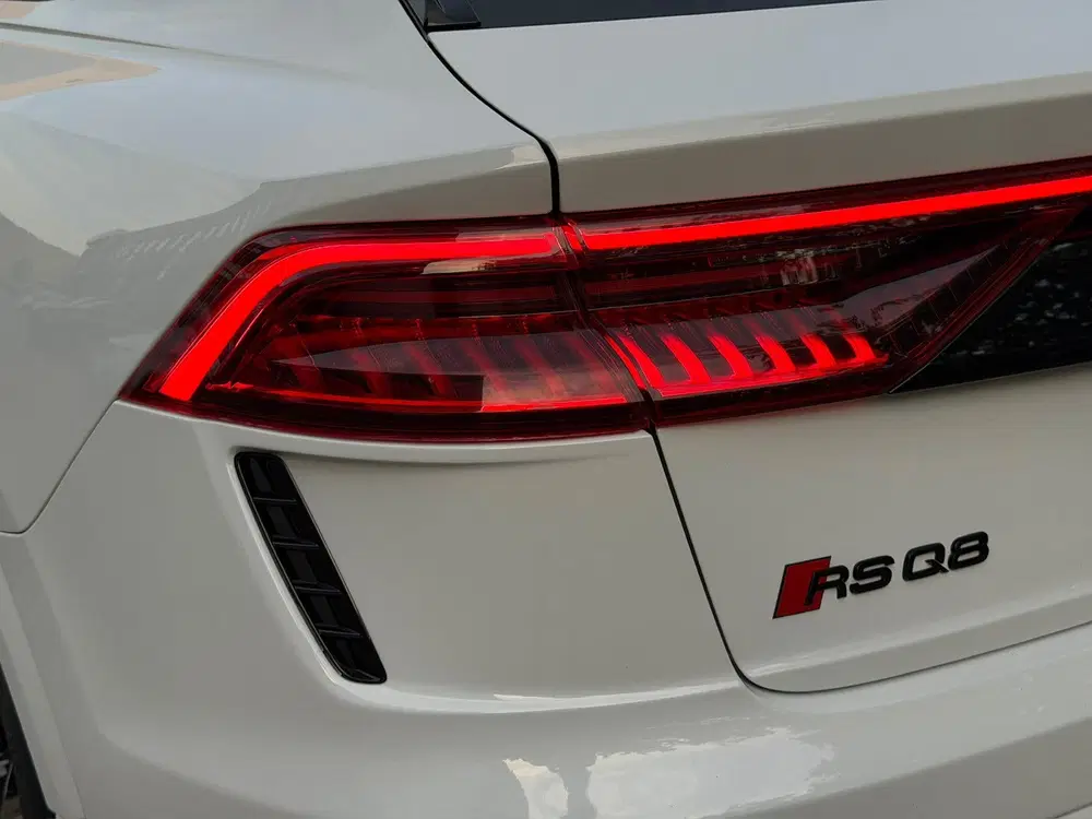 Audi RS Q8 RS Q8 4.0 TFSI quattro 600PK uit 2019, foto 9