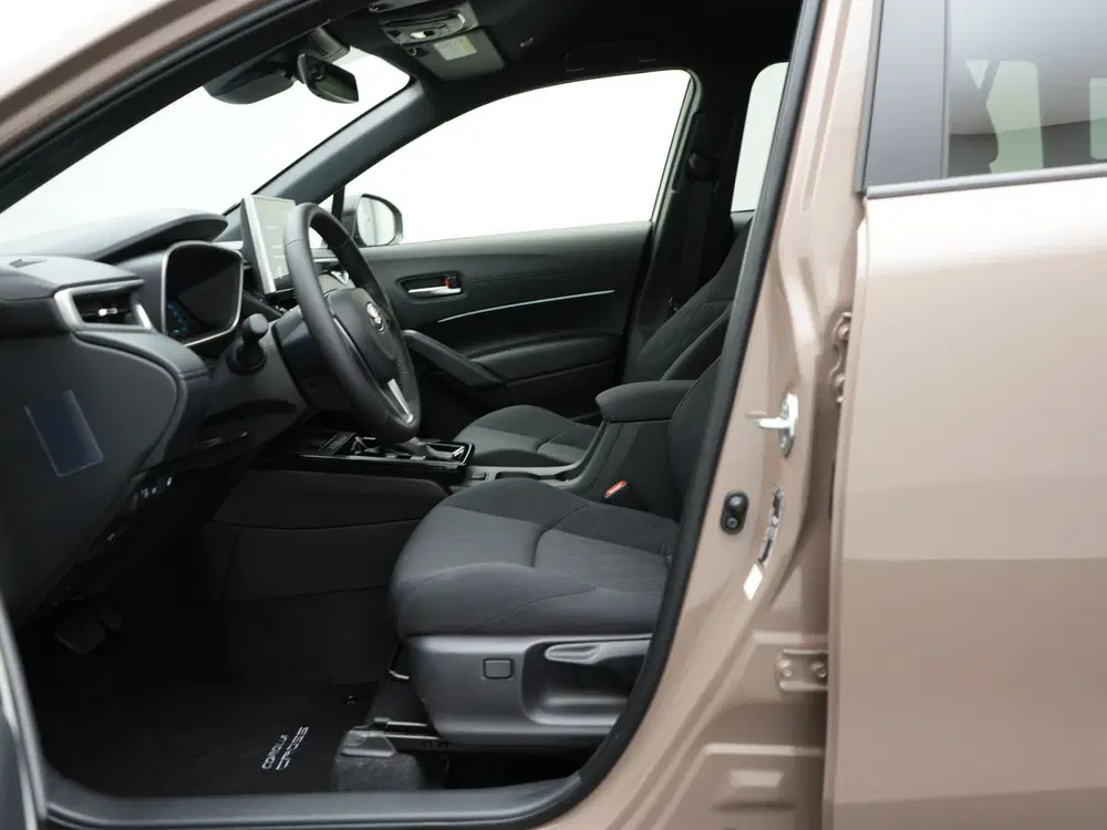 Toyota Corolla Cross Hybrid 140 Dynamic NU met € 3.000 uit 2026, foto 7