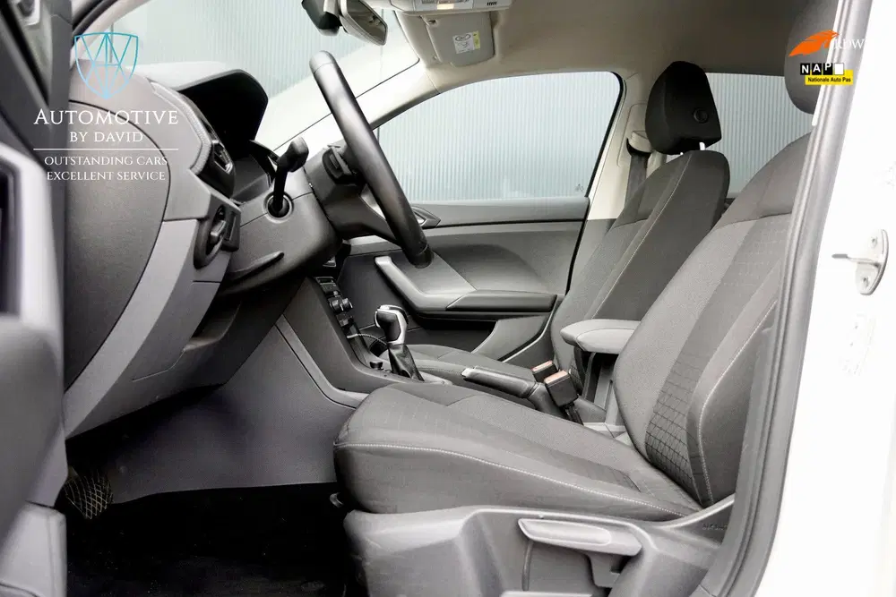 Volkswagen T-Cross 1.0 TSI 116 pk R-LINE BUSINESS AUTOMAAT uit 2020, foto 10