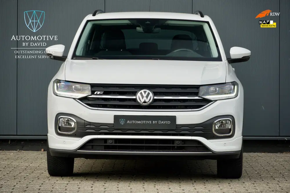 Volkswagen T-Cross 1.0 TSI 116 pk R-LINE BUSINESS AUTOMAAT uit 2020, foto 3