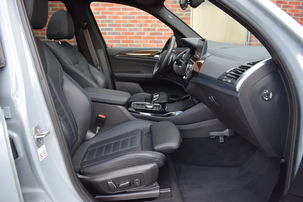 BMW X3 XDrive30e M-SPORT ORG.NED uit 2024, foto 10