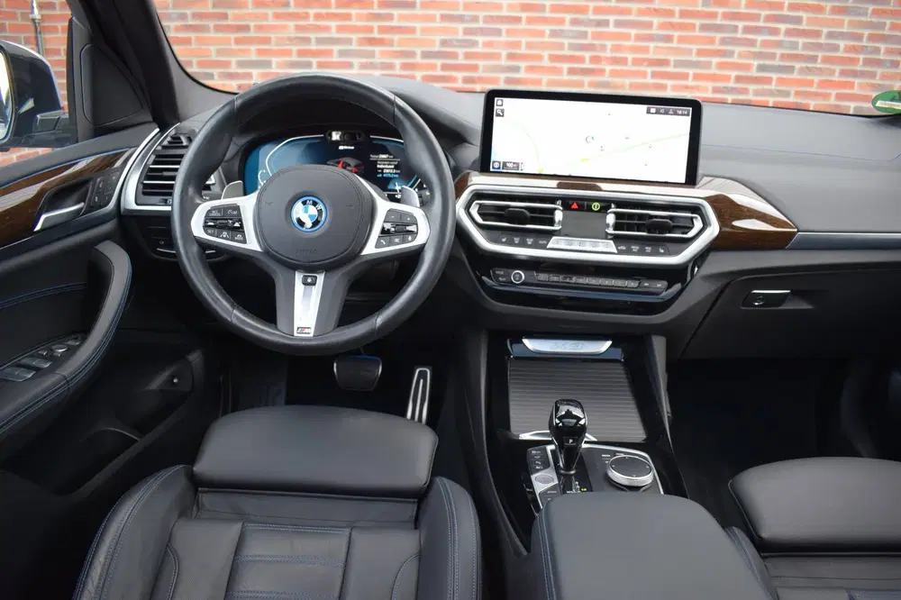 BMW X3 XDrive30e M-SPORT ORG.NED uit 2024, foto 4