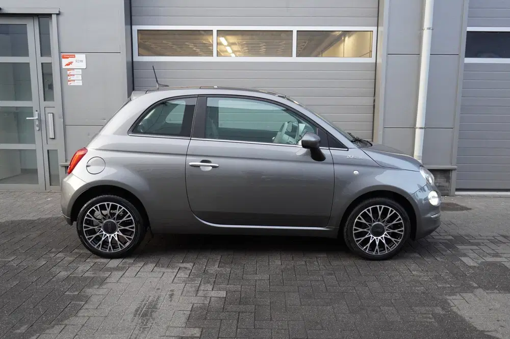 Fiat 500 1.0 Hybrid Dolcevita uit 2022, foto 12