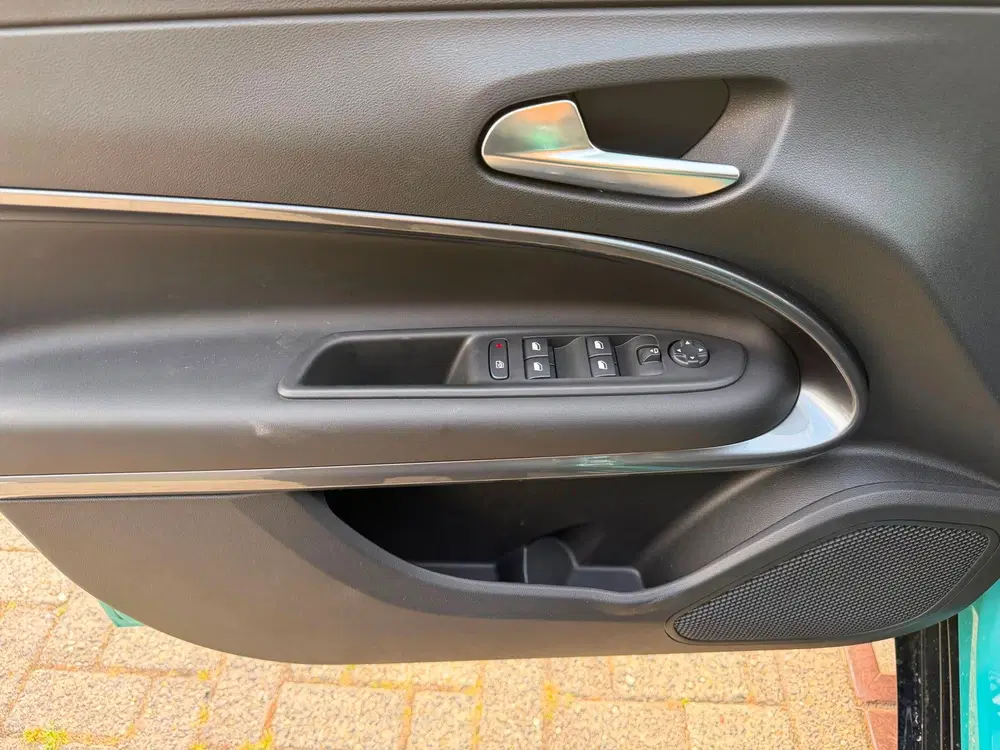 Fiat 600 1.2 Hybrid Sport 145PK uit 2026, foto 11