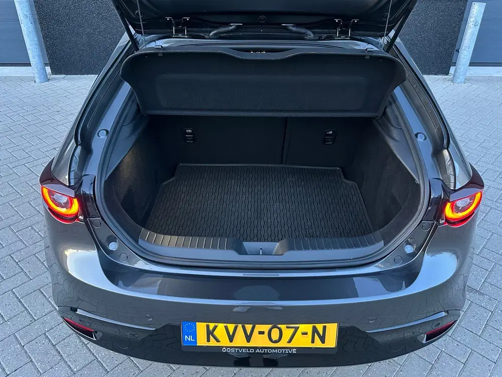 Mazda 3 2.0 e-SkyActiv-G M Hybrid 150 uit 2023, foto 12
