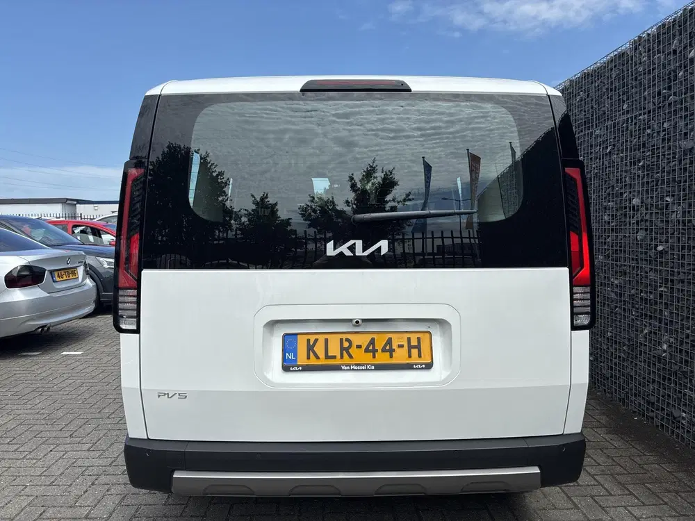 Kia PV5 Passenger Elite Executive 71.2 kWh uit 2026, foto 4