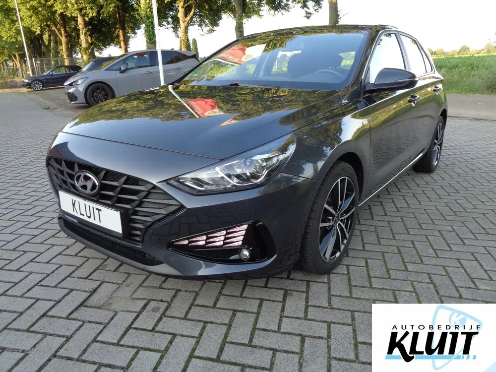 Hyundai i30 1.5 T-GDi MHEV uit 2021