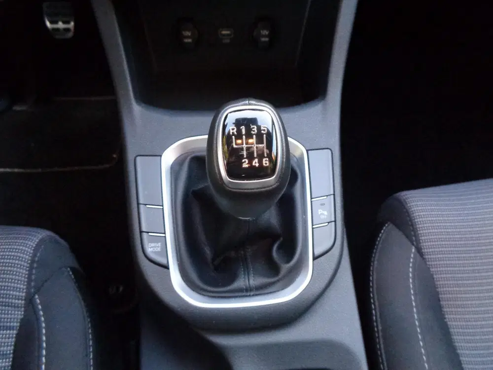 Hyundai i30 1.5 T-GDi MHEV uit 2021, foto 11