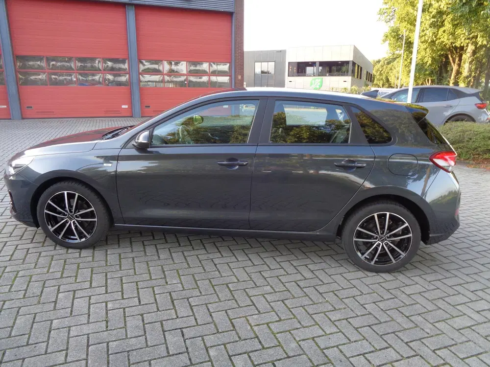 Hyundai i30 1.5 T-GDi MHEV uit 2021, foto 3