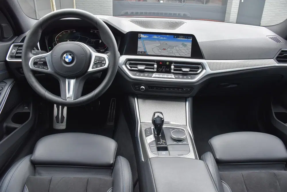 BMW 3-serie 318i M Sport uit 2020, foto 9
