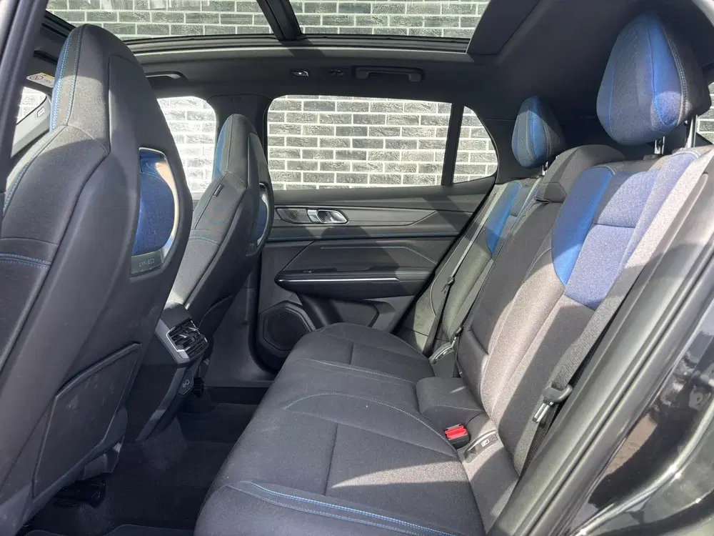 Lynk & Co 01 1.5 Plug-in Hybrid uit 2025, foto 14